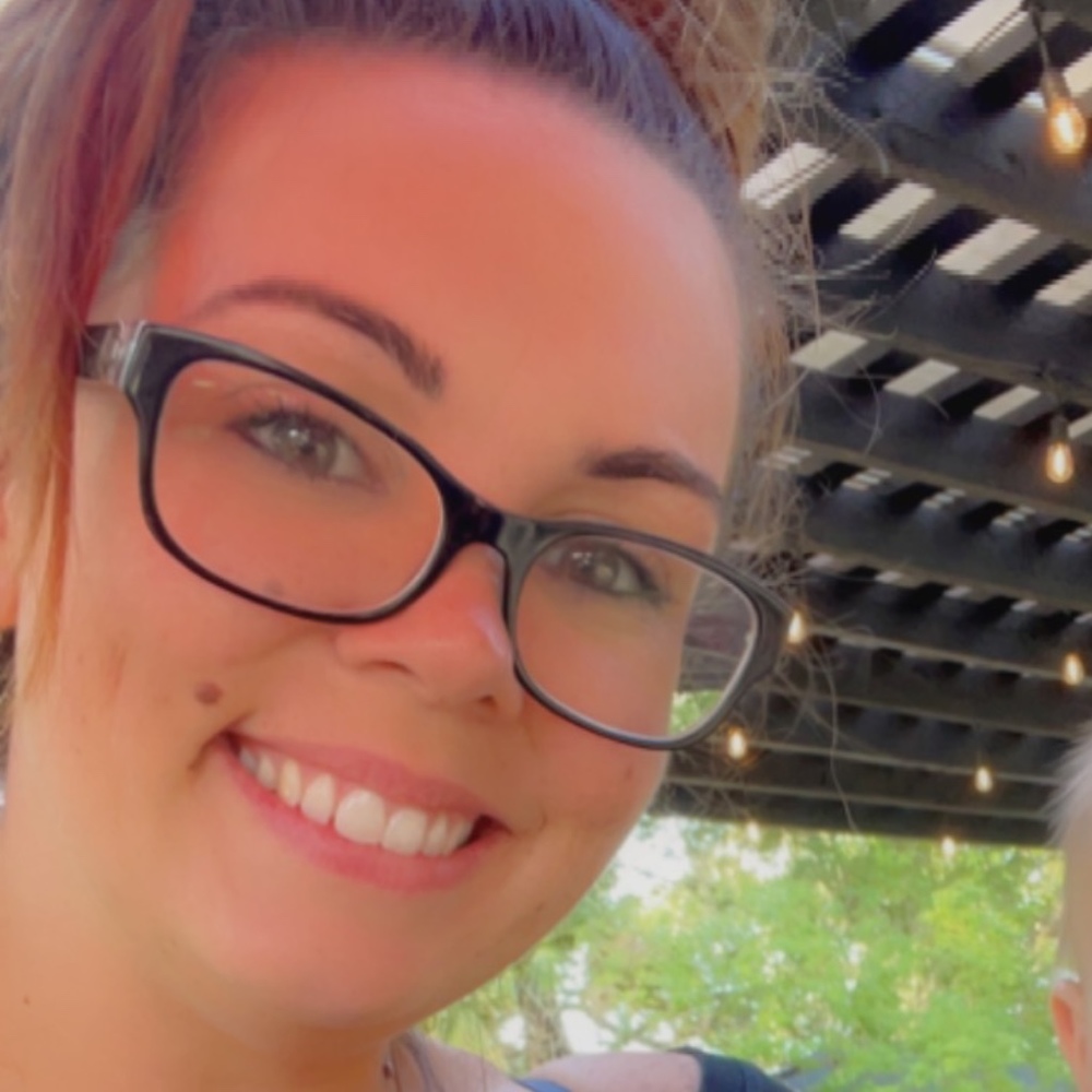 Meet your Posher, Amanda